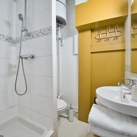 Apartment Le Coquebert - Reims