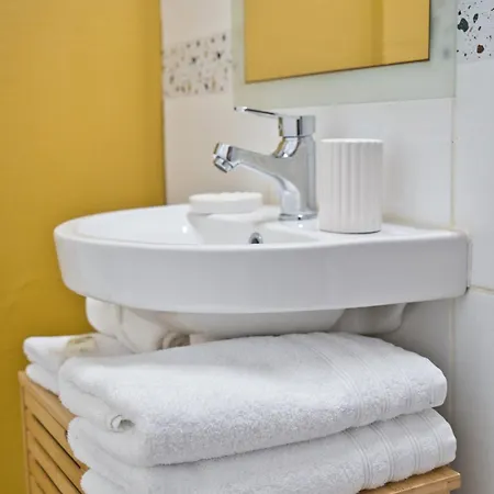 Le Coquebert - Apartment Reims